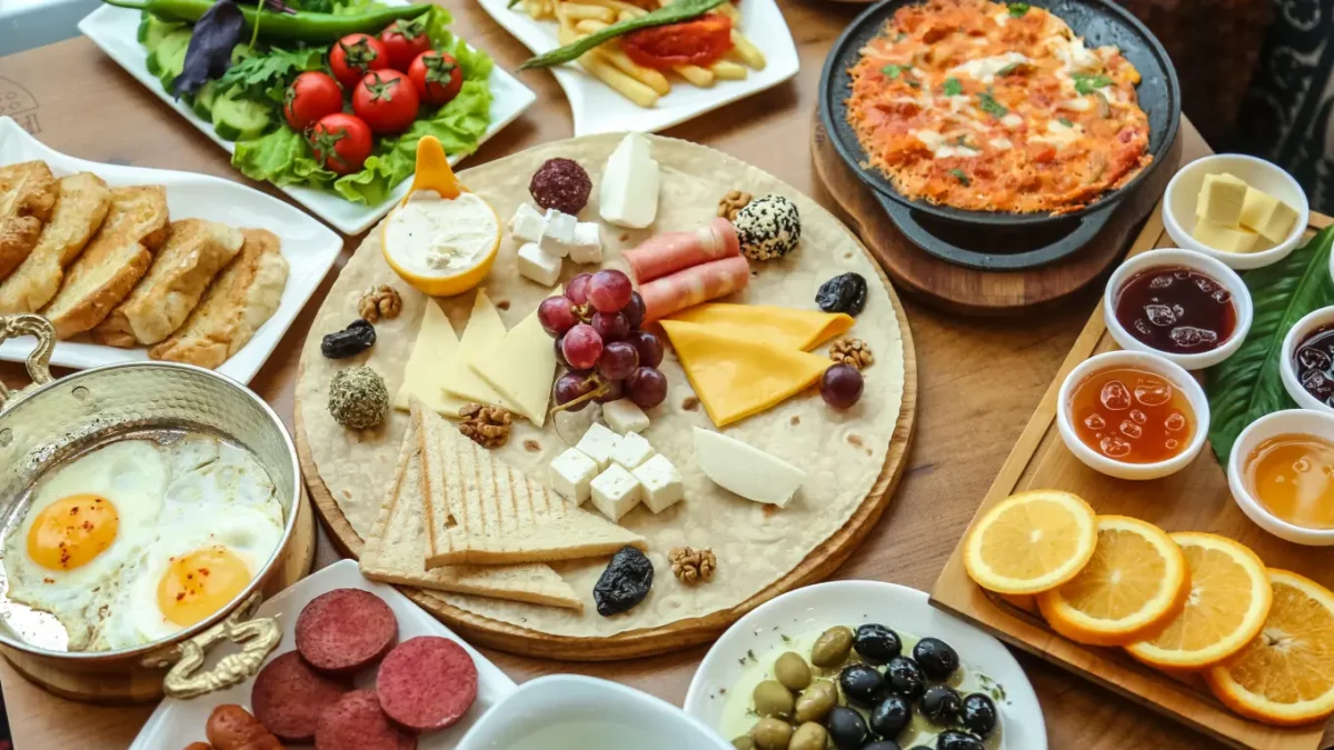 Brunch: Qué es, por qué se llama así y por qué está de moda en México