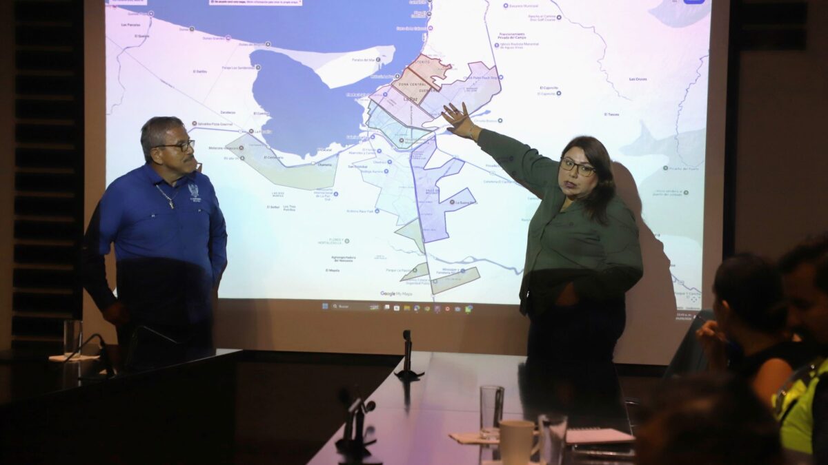Coordinan Gobierno del Estado y Ayuntamiento de La Paz rehabilitación de vialidades afectadas por lluvias