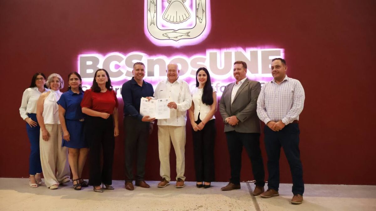 Gobierno de BCS y sector inmobiliario firman convenio para agilizar trámites y brindar certeza jurídica