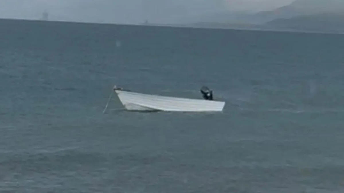 Buscan a dos personas desaparecidas en una embarcación frente a San Juan de la Costa