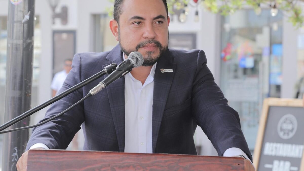 Mantiene Gobierno de Los Cabos vigilancia del huracán Simón y activos los protocolos de prevención