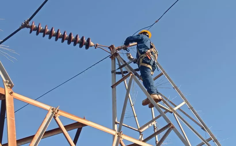 Cortes de luz de CFE subirán 16% hacia 2030