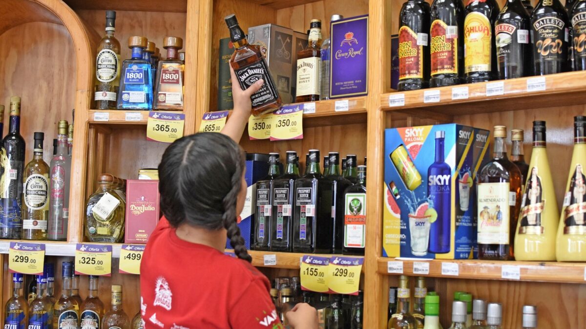 Otorgarán nuevas licencias de alcohol en La Paz; ya hay 2100