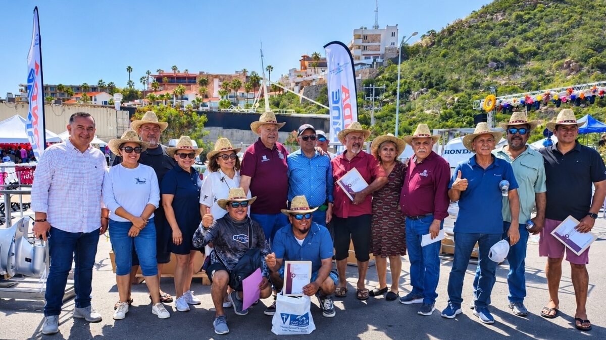 Entrega Gobierno de BCS un millón de pesos en apoyos al sector pesquero y acuícola de Los Cabos