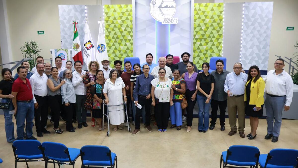 Participa Gobernador en conversatorio sobre interculturalidad; destacan lo que une y distingue a BCS