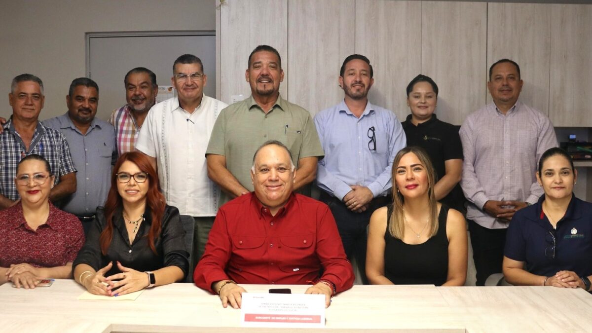 Presenta STByDS resultados de empleo y justicia laboral para el Quinto Informe de Gobierno